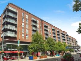 Flat 504, The Heart, Walton-on-thames KT12 1GF