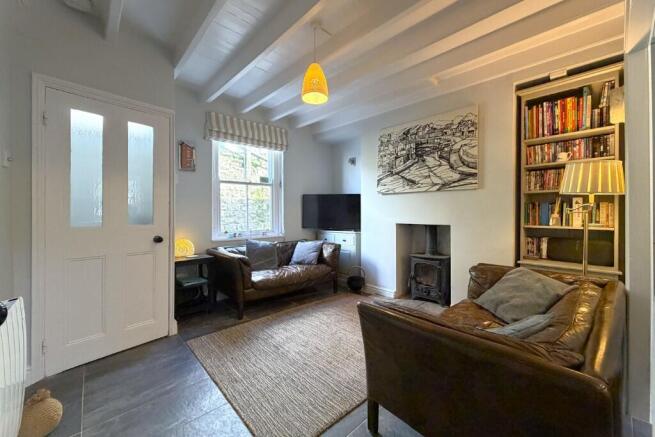 3 bed Semi-Detached for sale Image 4