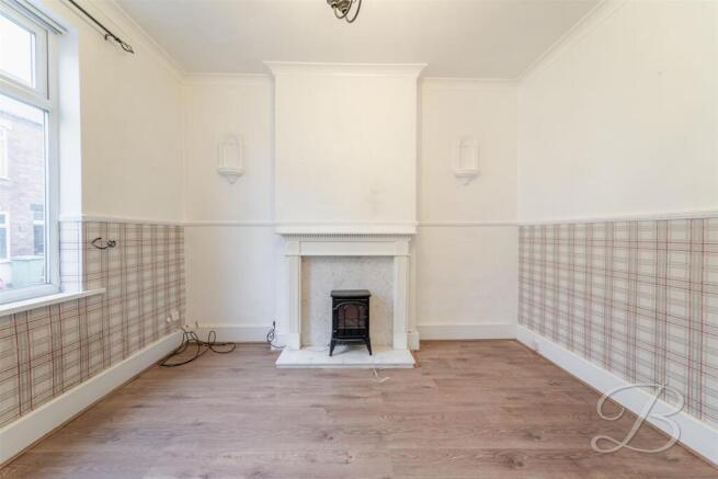 3 bed End of Terrace to rent Image 8