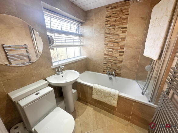 3 bed Bungalow for sale Image 5