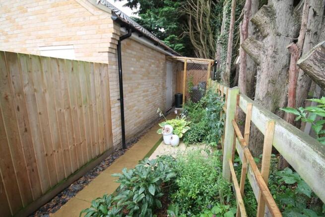 Side garden