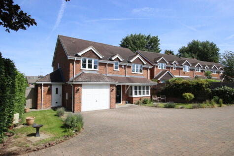 Erleigh Court Drive, Earley, Reading, Berkshire, RG6