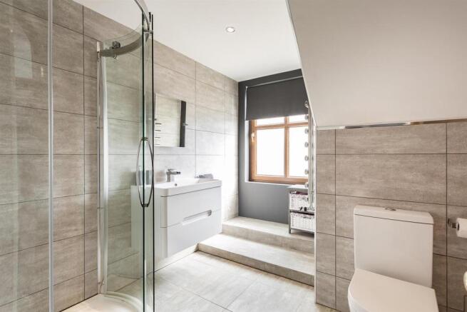 Contemporary Bathroom