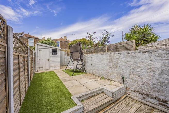 Lower Flat, 54 North End Avenue, Portsmouth-Portic