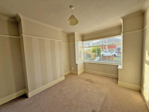 3 bed Semi-Detached for sale Image 4