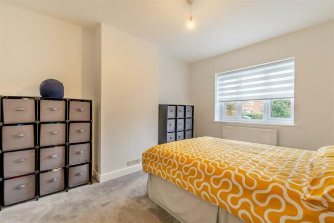 8631834-interior16.jpg