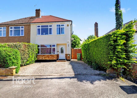 The Grove, Brentwood