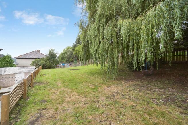 2 bed Semi-Detached for sale Image 11
