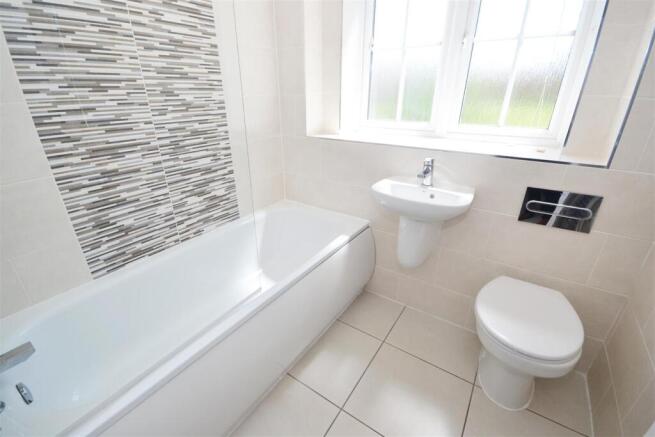 3 bed Semi-Detached for sale Image 12