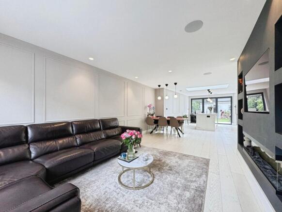 Reception/kitchen