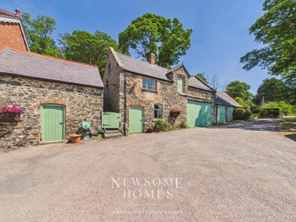 Rhuallt, Denbighshire photo 4
