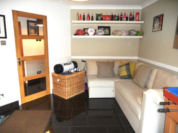 Photo 11
