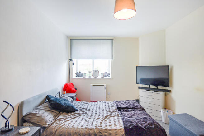 1 bed Flat for sale Image 8