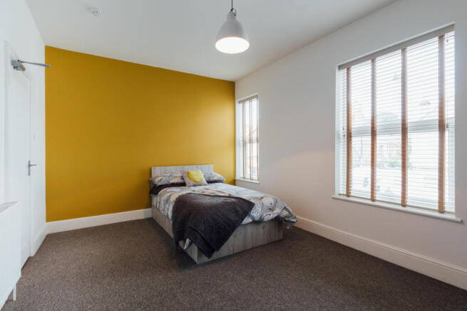 6 bed House to rent Image 10