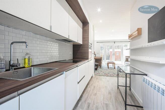 3 bed Town House for sale Image 7