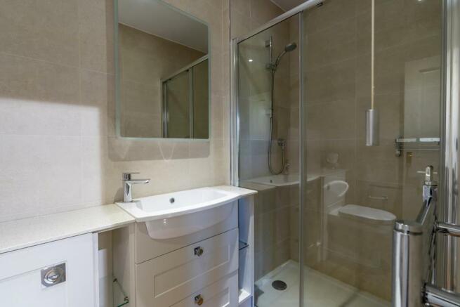 Bedroom 2 En-Suite