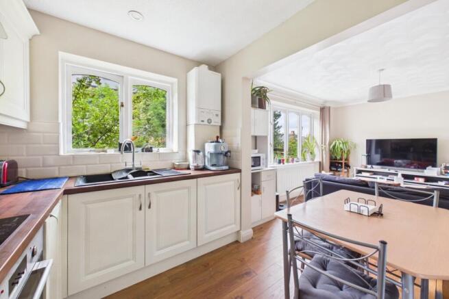 2 bed Detached Bungalow for sale Image 5