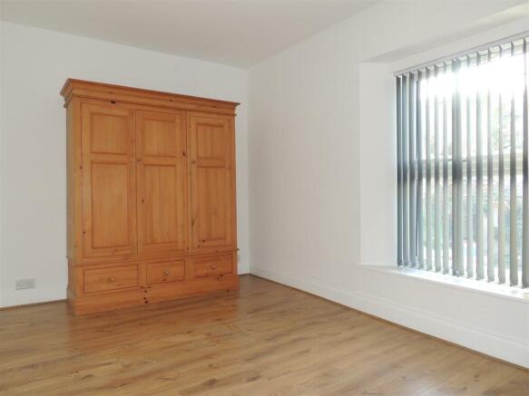 Bedroom 2.JPG