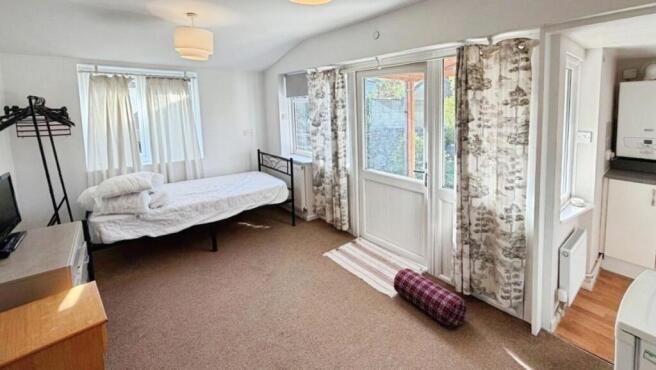 Reception/Bedroom