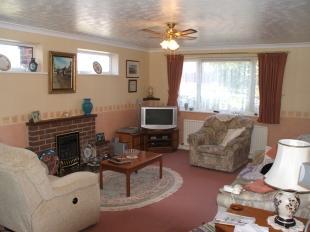 Living Room/Dining Room