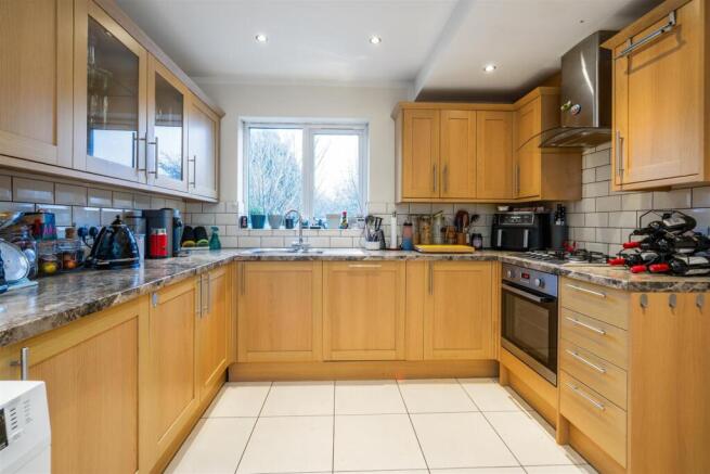 48 Barrington Road_2.jpg