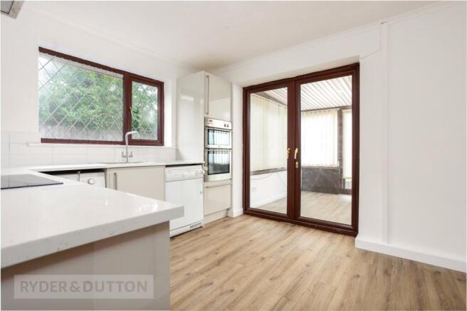 3 bed Bungalow for sale Image 7