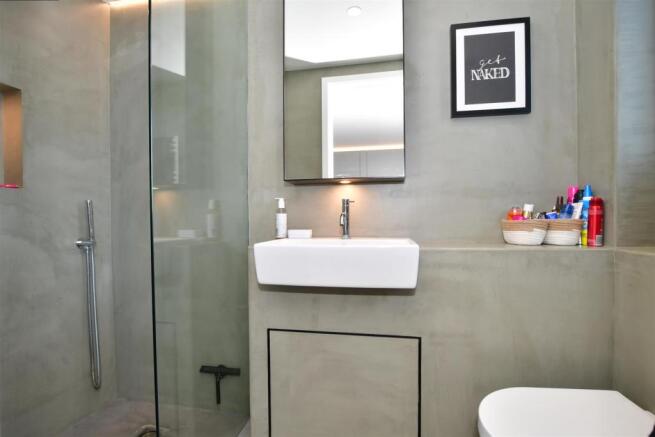 En-Suite Shower Room