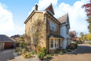 3, Hayward Road, Thames Ditton KT7 0BF