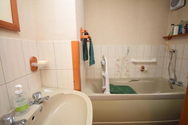 Photo 9