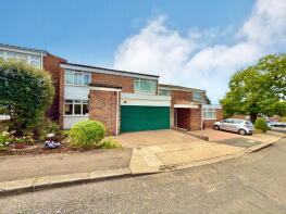 29, Kynaston Wood, Harrow Weald HA3 6UA