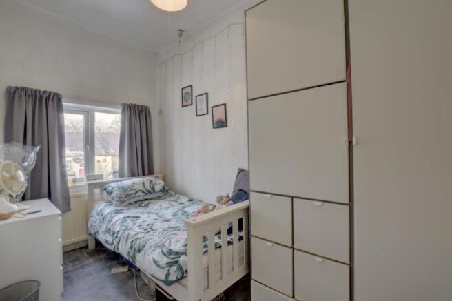 Bed 3.jpg