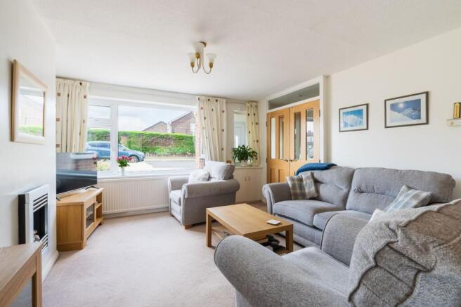 4 bed Semi-Detached for sale Image 5
