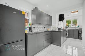 26, Moncktons Avenue, Maidstone ME14 2PZ