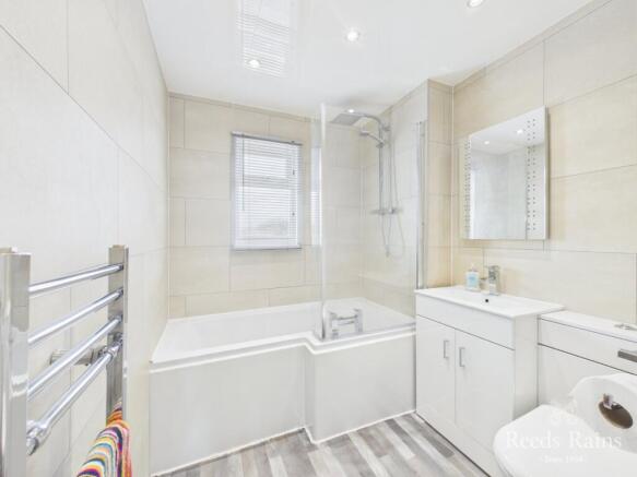 3 bed Semi-Detached for sale Image 5
