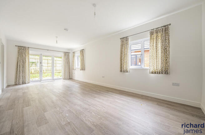 859ff274-9518-464...