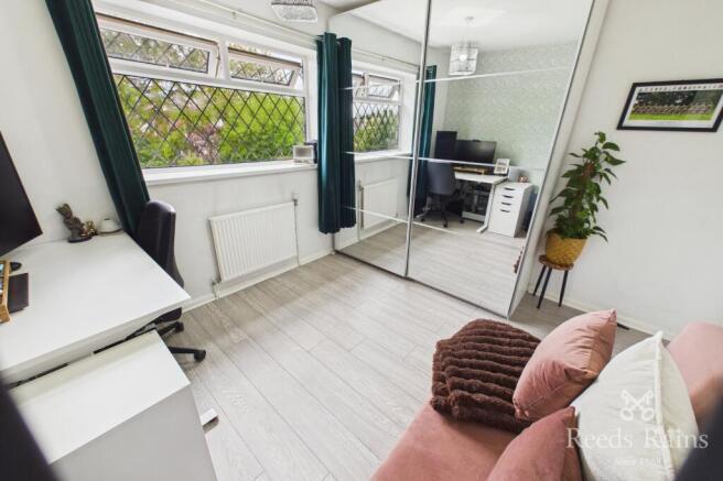 2 bed Semi-Detached for sale Image 11