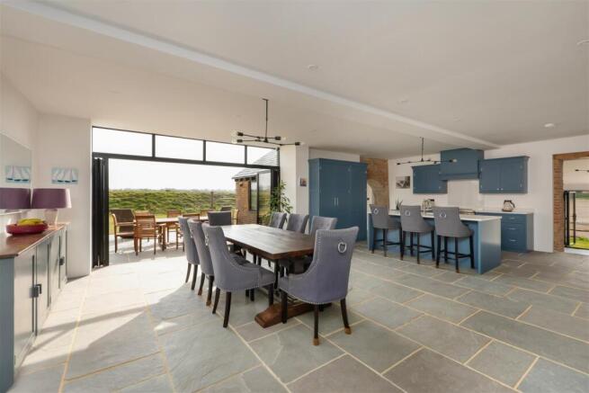 Frognal Farm Barns, Teynham