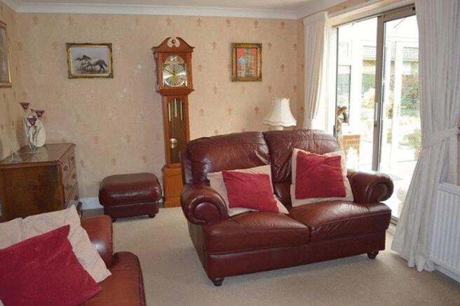 Additional Lounge