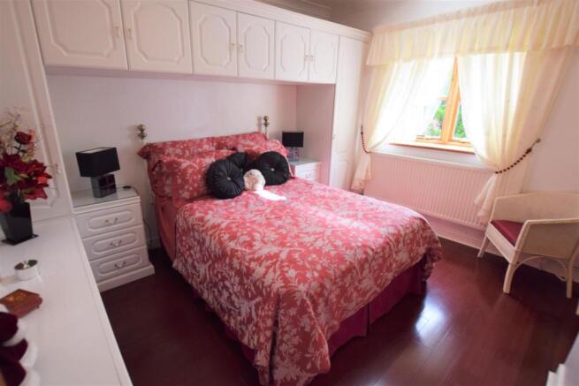 BEDROOM 2.jpg