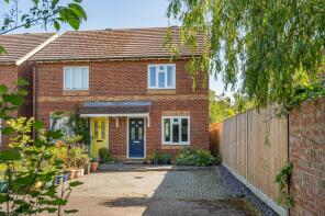 17, Rutland Close, Ashtead KT21 1PY