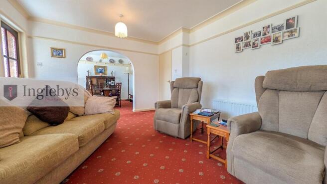 3 bed Semi-Detached for sale Image 4