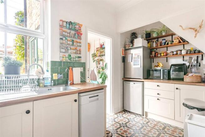2 bed Terraced for sale Image 7