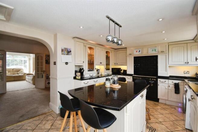 Kitchen / breakfast room
