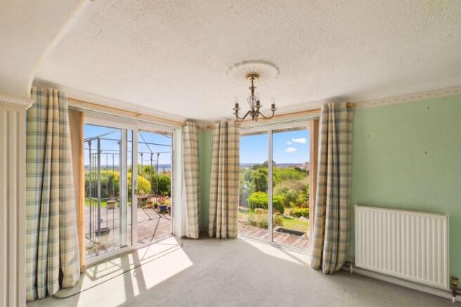 Sea-View Dining Area