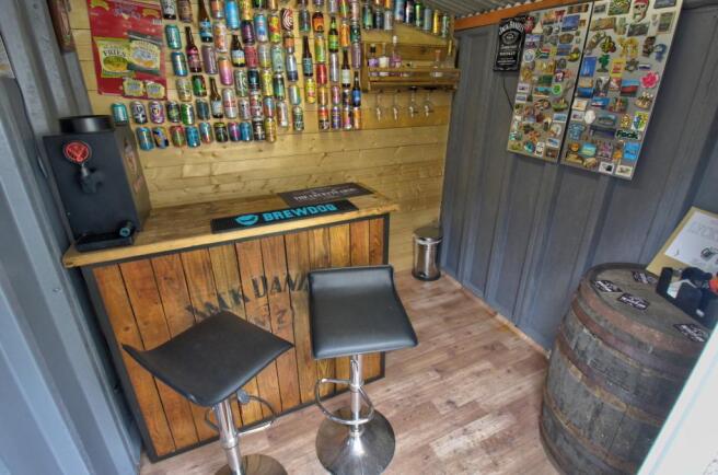 Bar/Shed