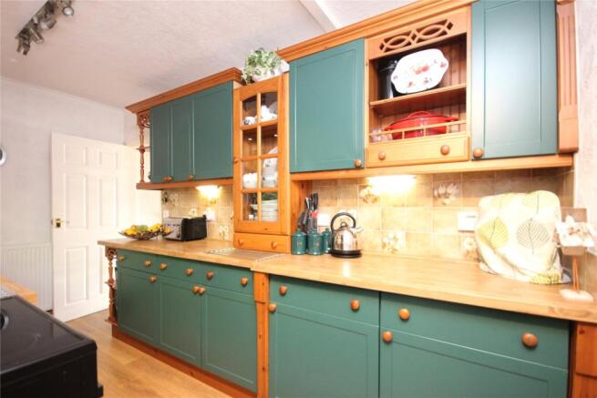 05 Kitchen