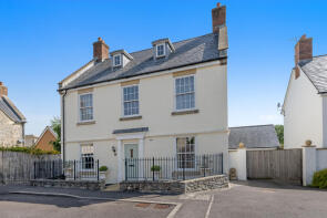 15, Bakers Field, Sturminster Newton DT10 2FB