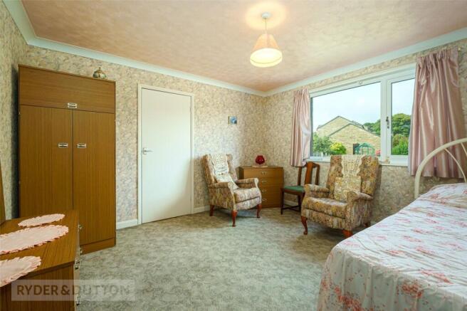 2 bed Bungalow for sale Image 10