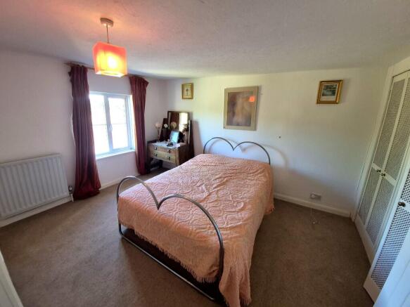 3 bedroom semi-detached house for sale in Gold Hill, Shaftesbury