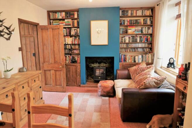Snug/dining area